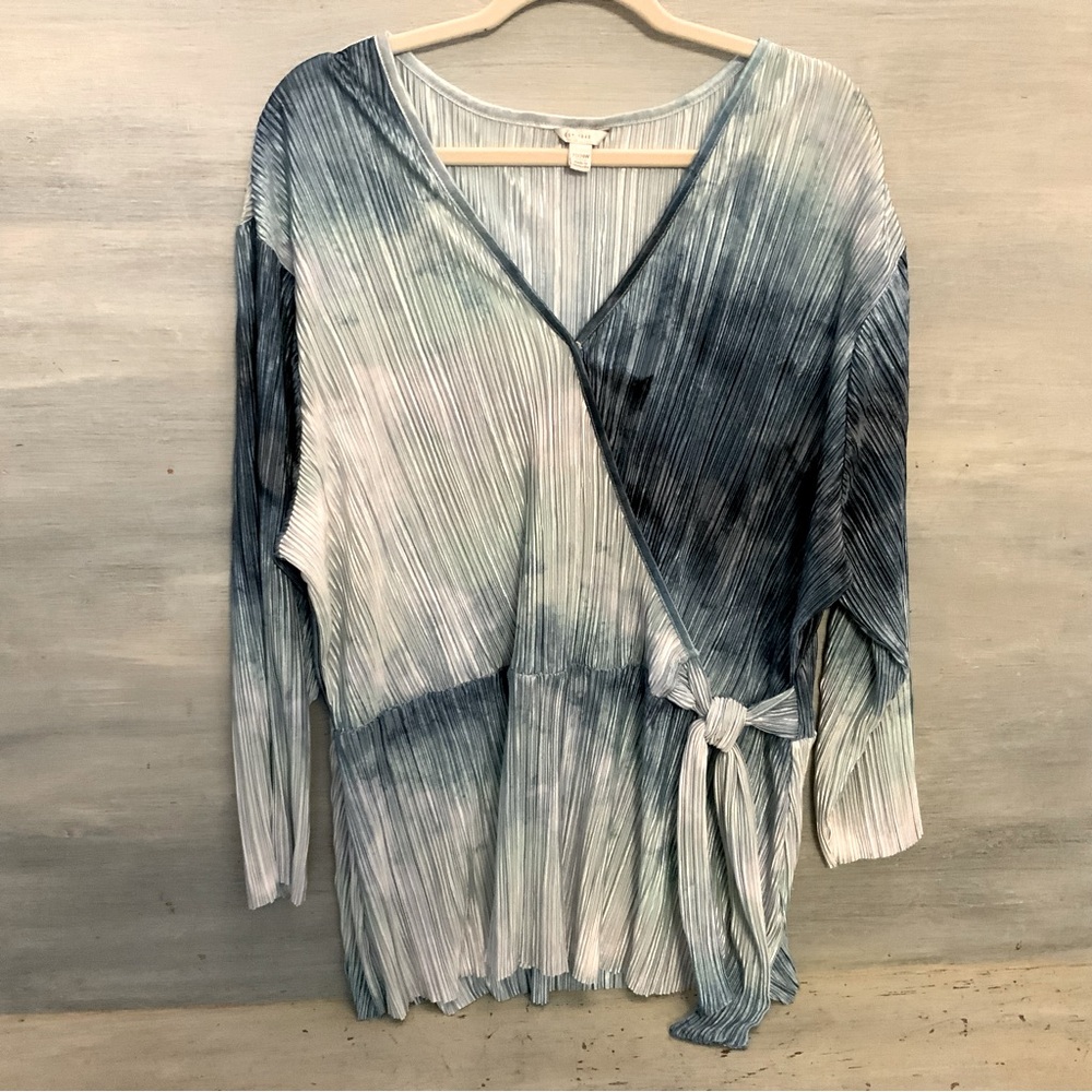 Cato Est. 1946 Blue Ombré Pleated Side Tie Blouse 22/24W Like New